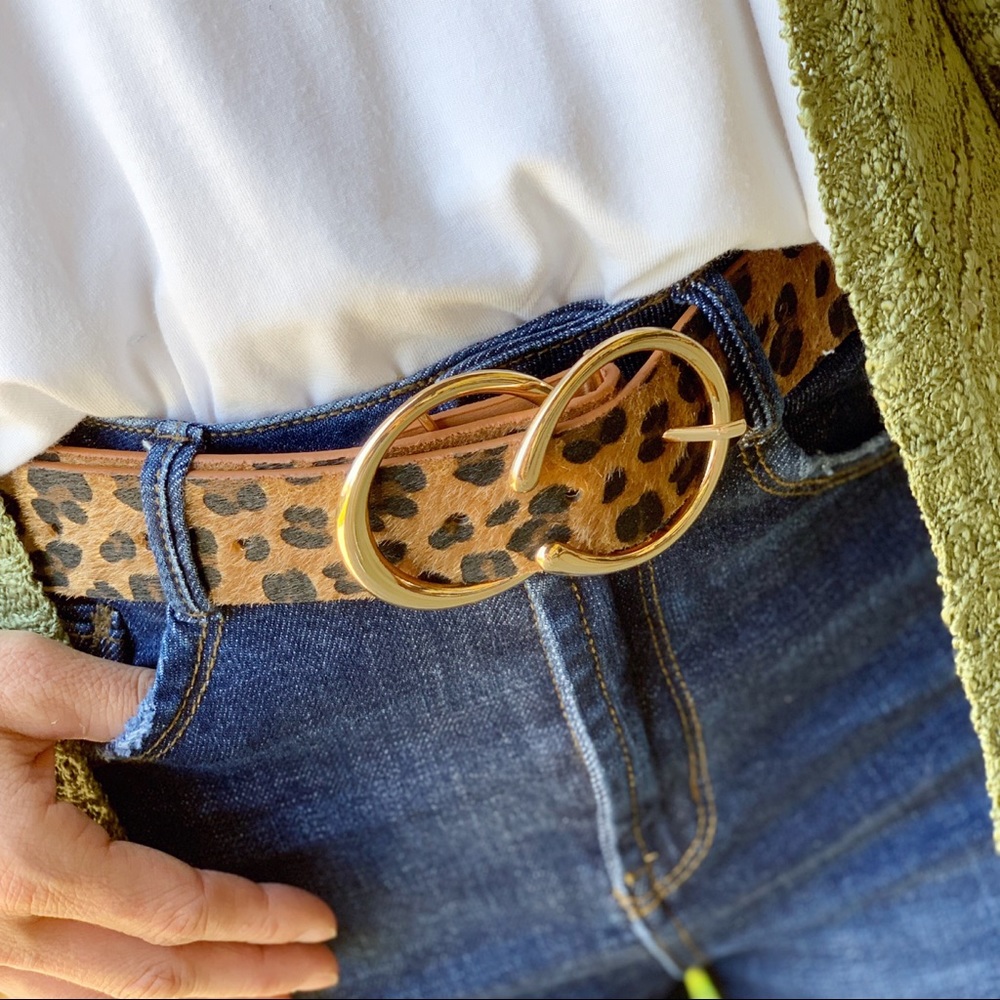 ✨RESTOCKED✨Leopard Print Faux Fur Double C Belt - Picture 3 of 6